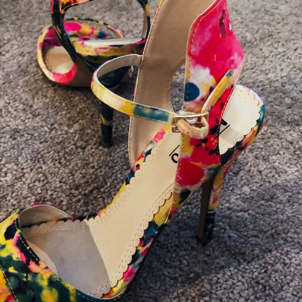 Spring / summer fun heels! โจ๐๐ท๐ - Picture 4 of 6